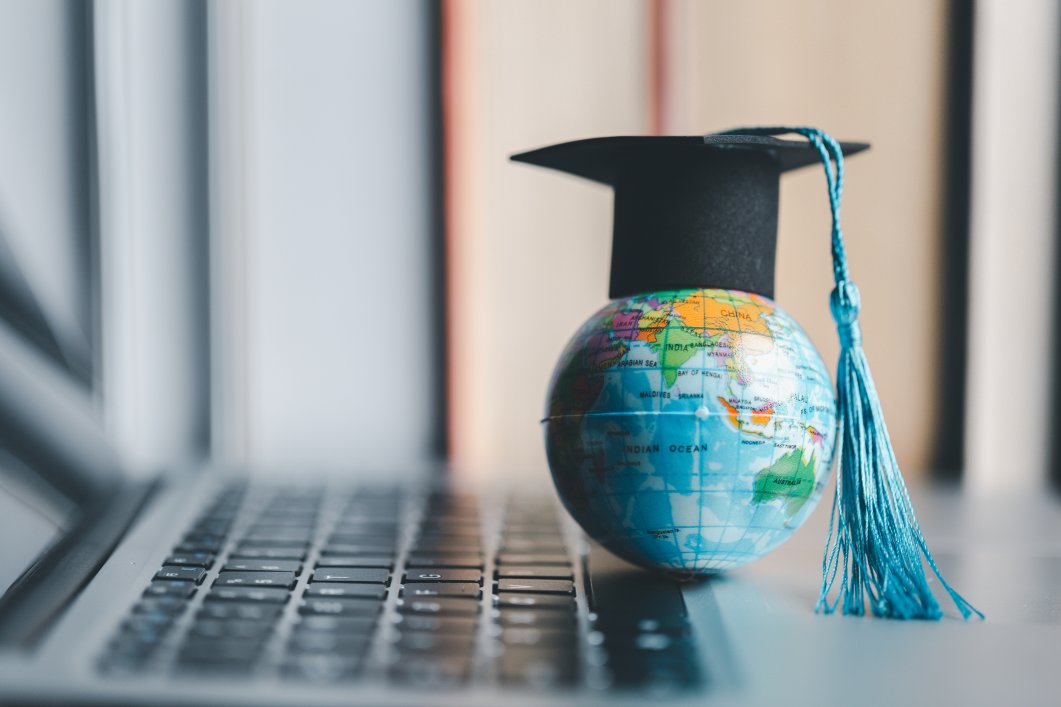 Commissie wil dat in 2030 25% ho-studenten en 15% mbo-studenten een buitenlandervaring opdoet 